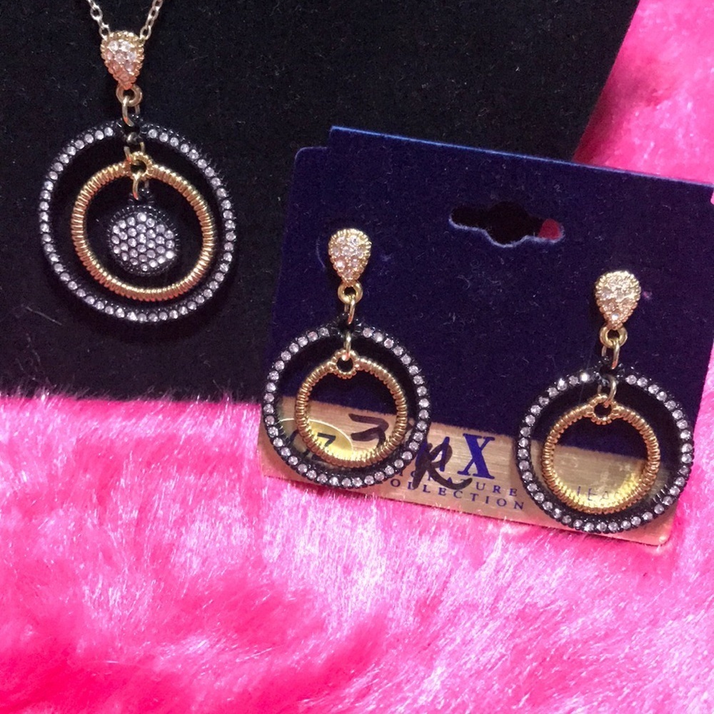 Elegant Gold and Black Circle Earrings and Necklace Set
